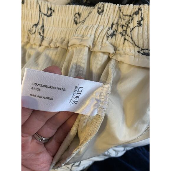 CORDUROY FLORAL MIDDLE WAIST WIDE LEG TROUSERS CURVE & PLUS OXL - Picture 6 of 8